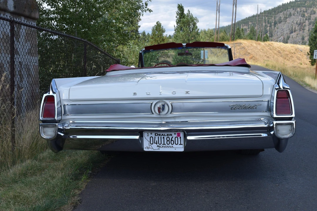 1963 Buick Wildcat - Image 11 of 31