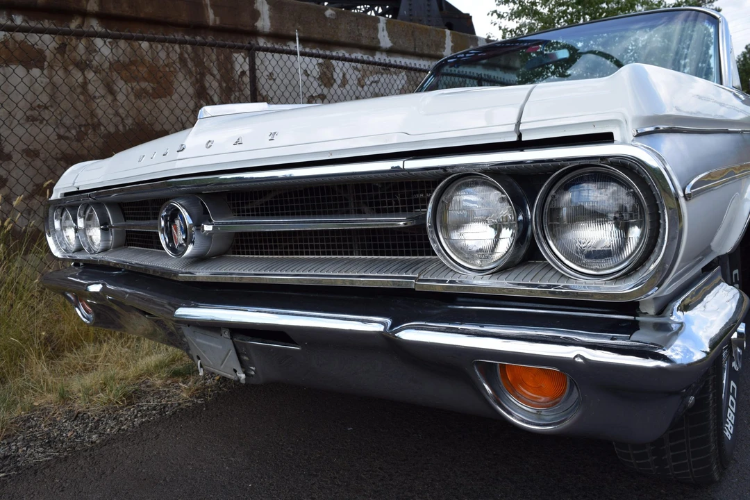 1963 Buick Wildcat - Image 17 of 31