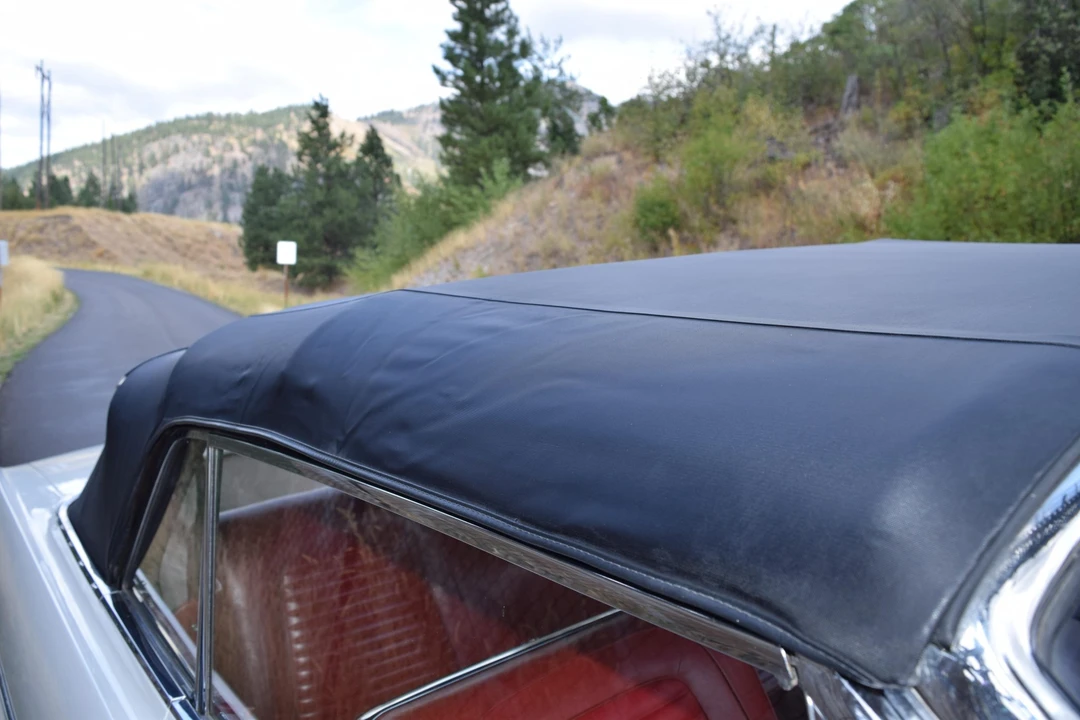 1963 Buick Wildcat - Image 29 of 31