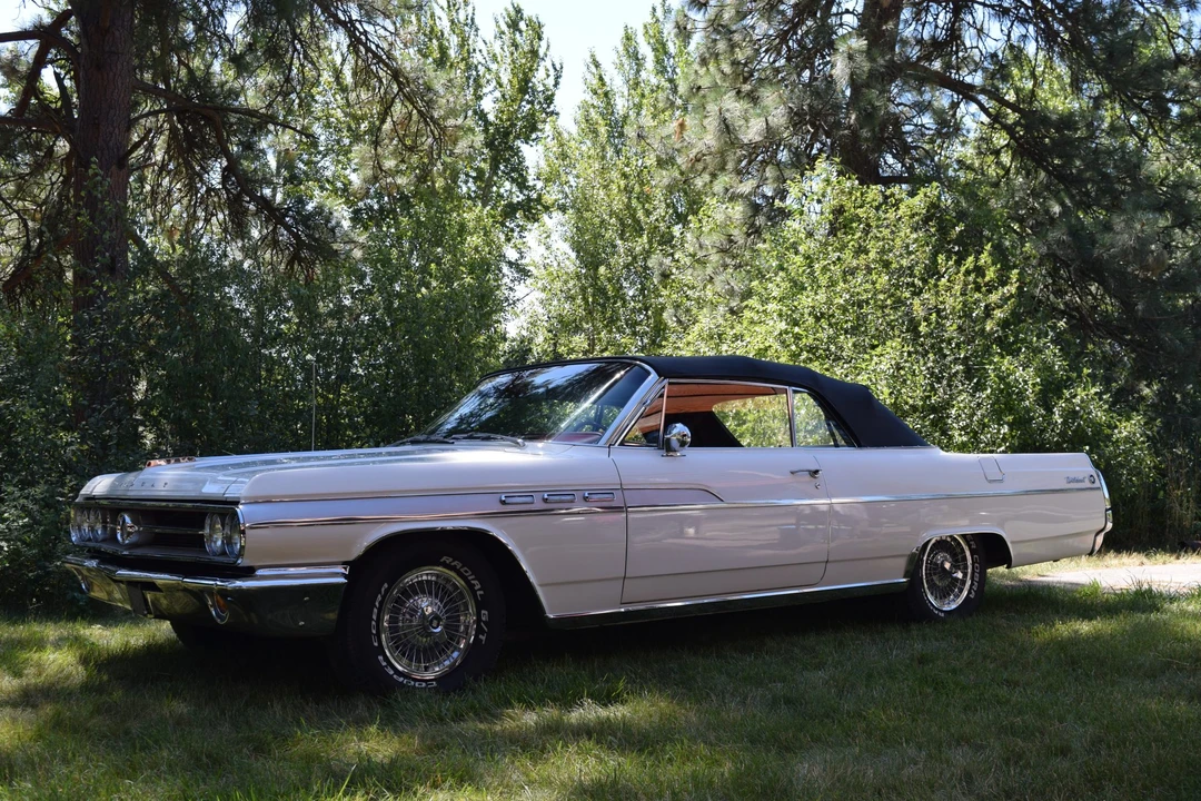 1963 Buick Wildcat - Image 4 of 31