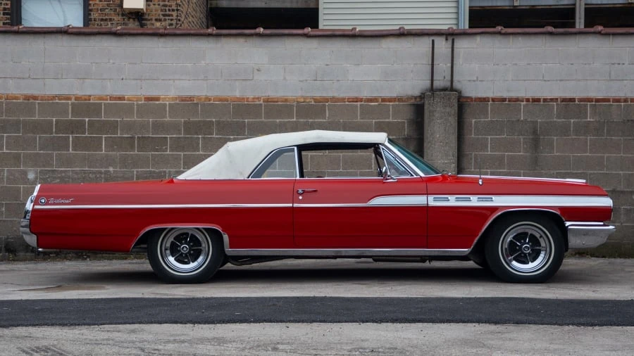 1963 Buick Wildcat - Image 8 of 12