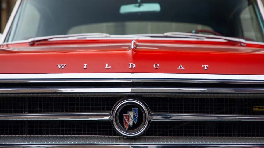 1963 Buick Wildcat - Image 9 of 12