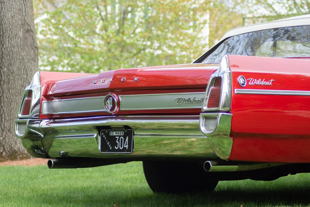 1963 Buick Wildcat - Image 17 of 31