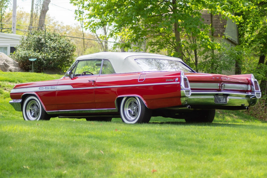 1963 Buick Wildcat - Image 10 of 31