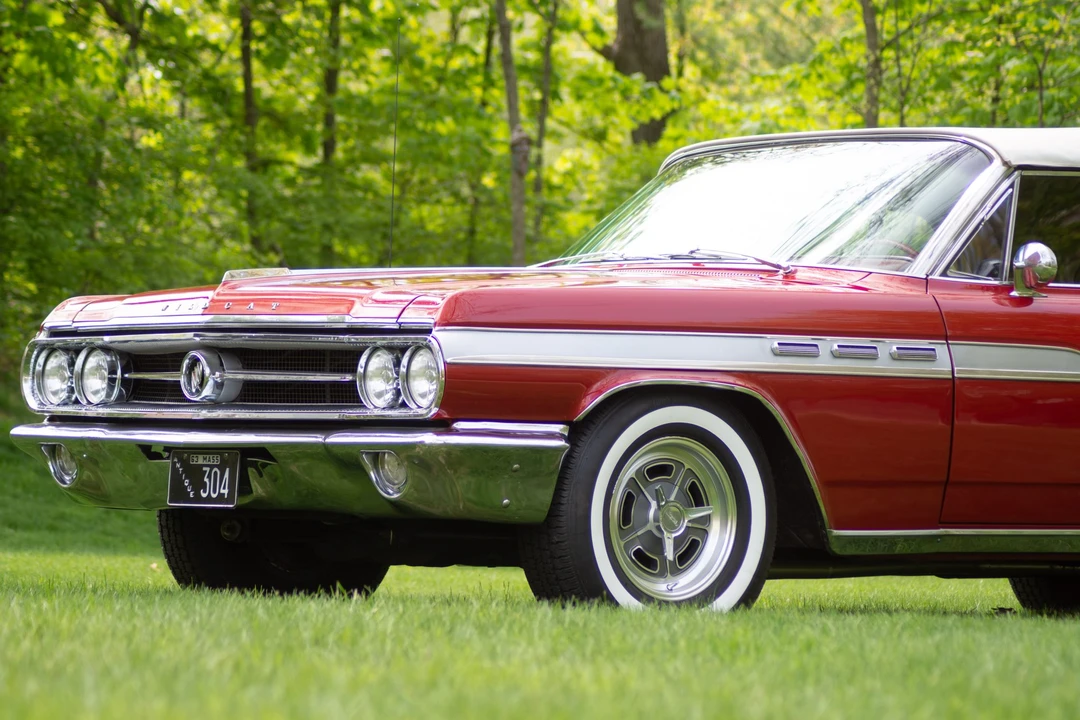 1963 Buick Wildcat - Image 12 of 31