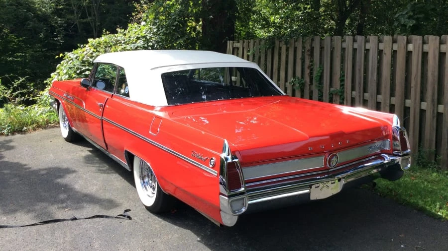 1963 Buick Wildcat - Image 2 of 4