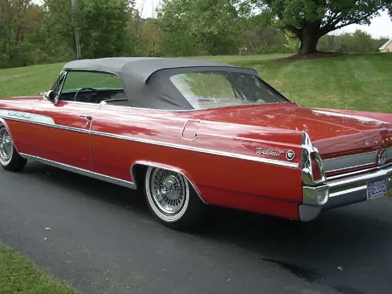 1963 Buick Wildcat - Image 7 of 8