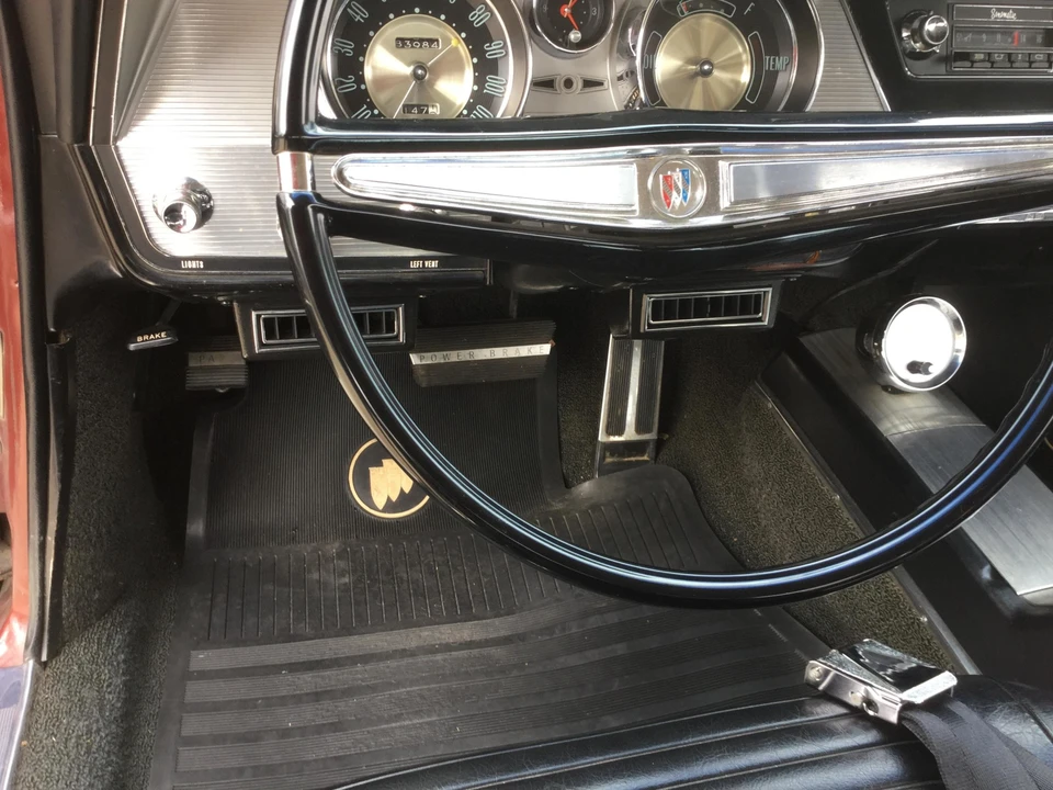 1963 Buick Wildcat - Image 18 of 31