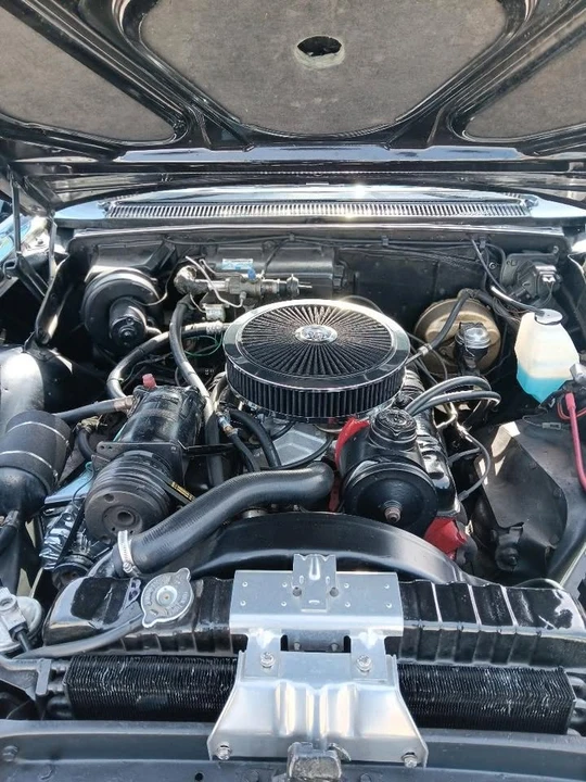 1963 Buick Wildcat - Image 6 of 8