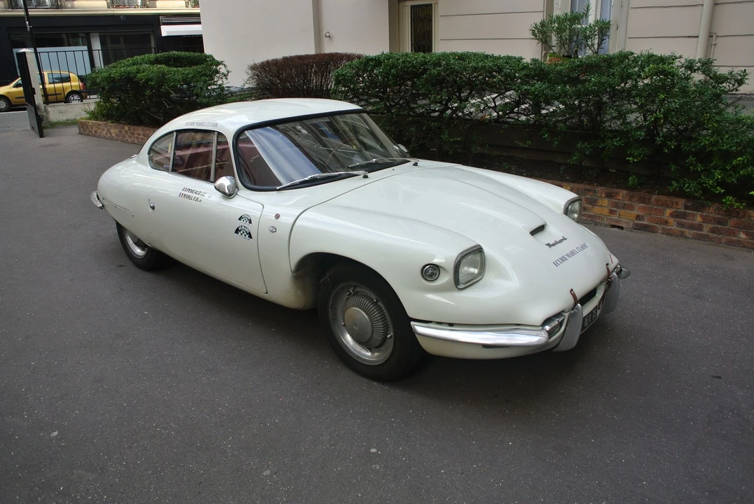 1963 Panhard - Image 9 of 9