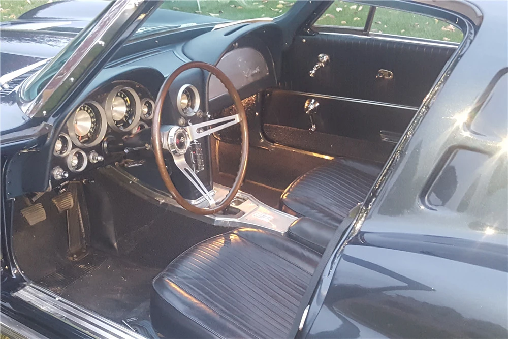 1963 Chevrolet Corvette C2 - Image 4 of 4