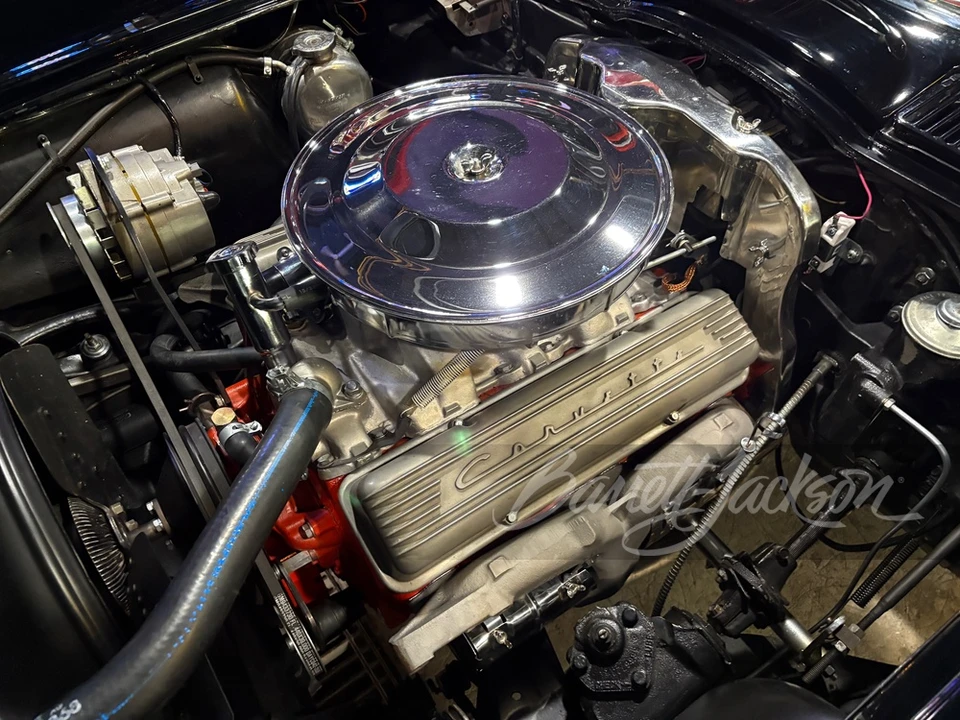 1963 Chevrolet Corvette C2 - Image 11 of 25
