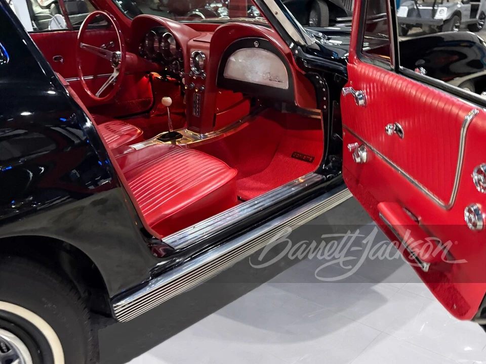 1963 Chevrolet Corvette C2 - Image 20 of 25