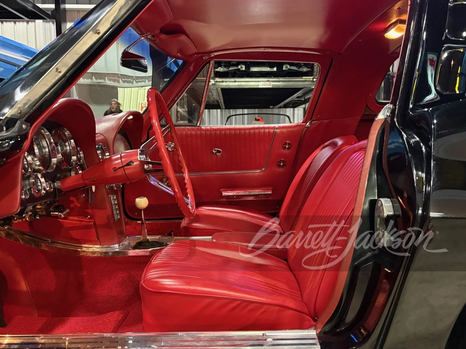 1963 Chevrolet Corvette C2 - Image 23 of 25