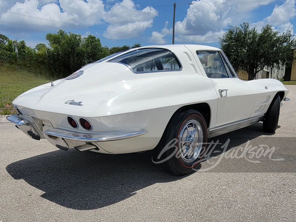 1963 Chevrolet Corvette C2 - Image 2 of 9