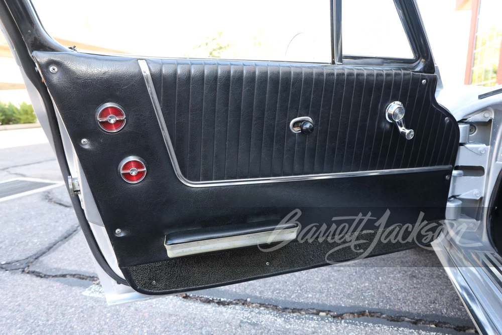 1963 Chevrolet Corvette C2 - Image 11 of 27