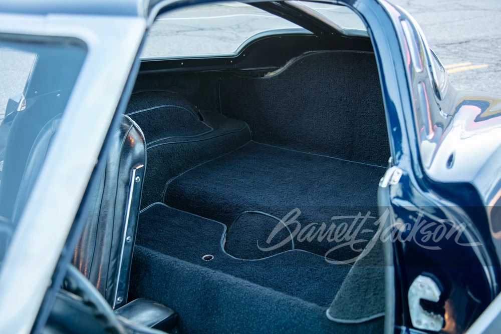 1963 Chevrolet Corvette C2 - Image 15 of 31