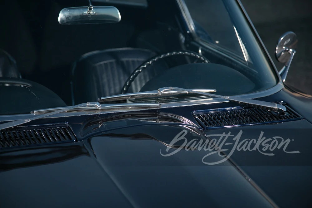 1963 Chevrolet Corvette C2 - Image 17 of 31
