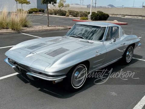 1963 Chevrolet Corvette 327/360 Split-Window Fuelie