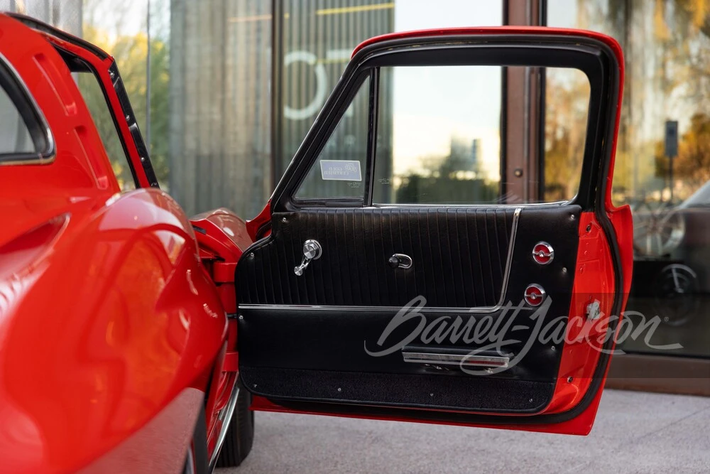 1963 Chevrolet Corvette C2 - Image 26 of 31