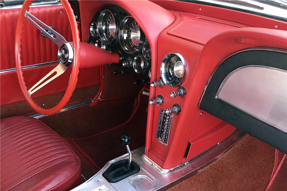 1963 Chevrolet Corvette C2 - Image 4 of 5