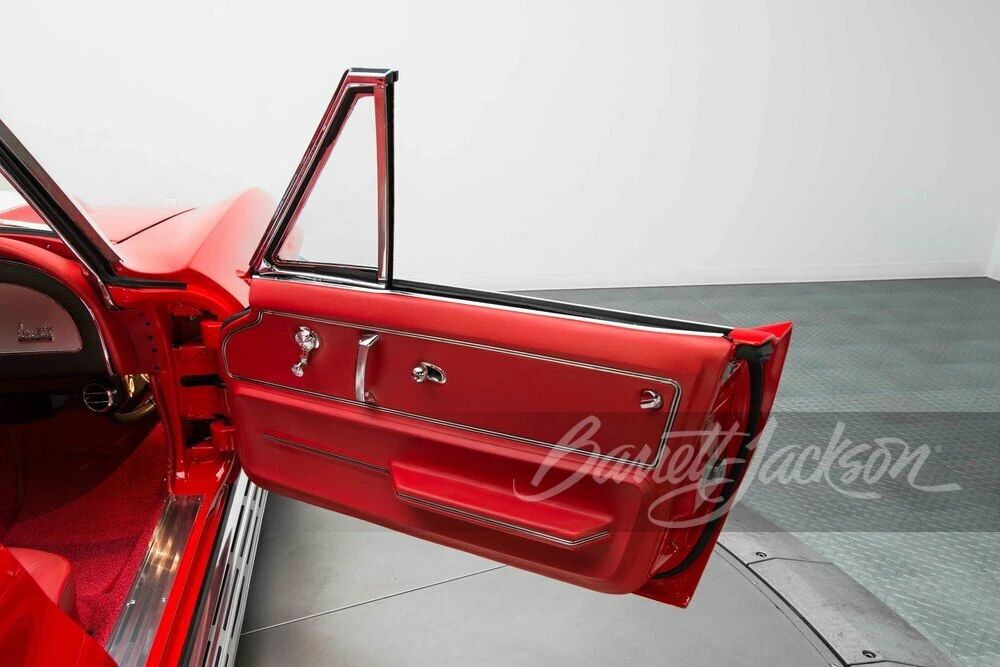 1963 Chevrolet Corvette C2 - Image 9 of 31