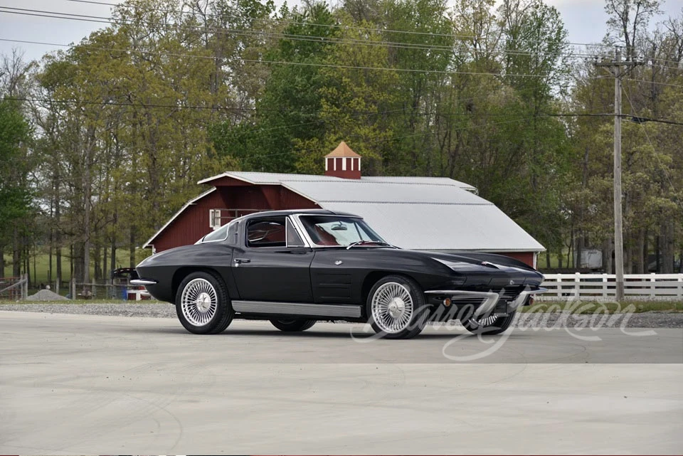 1963 Chevrolet Corvette C2 - Image 18 of 31