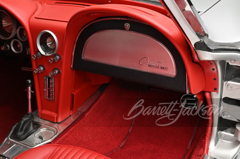 1963 Chevrolet Corvette C2 - Image 13 of 31