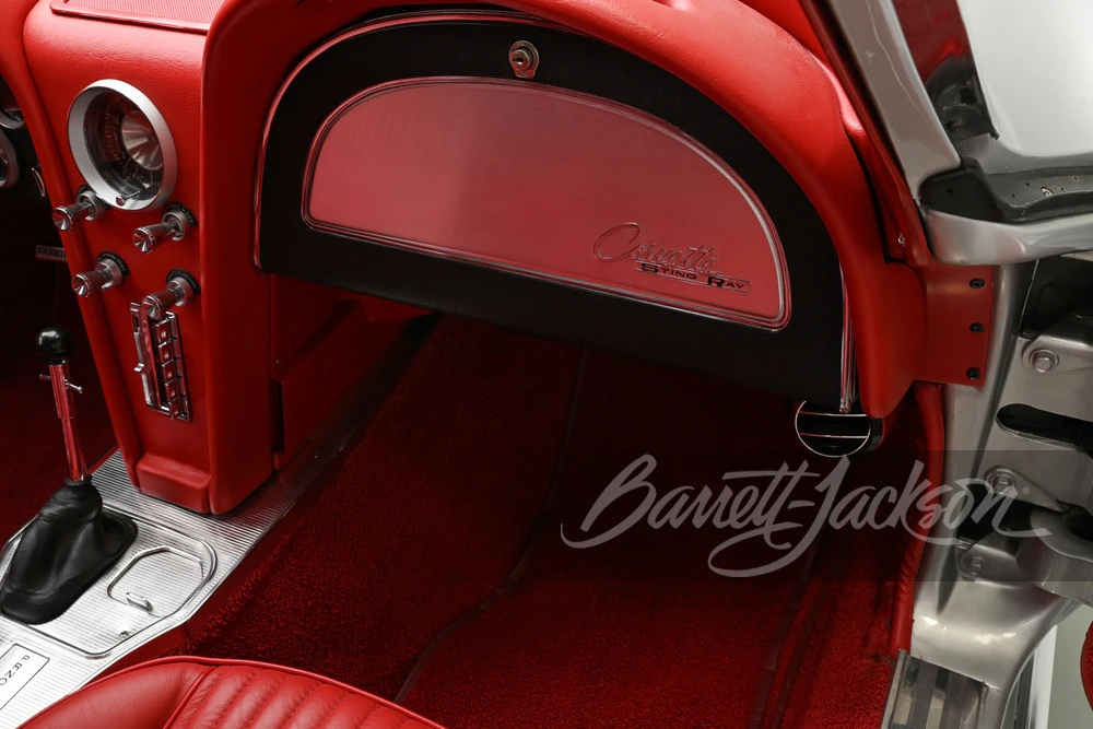 1963 Chevrolet Corvette C2 - Image 19 of 31