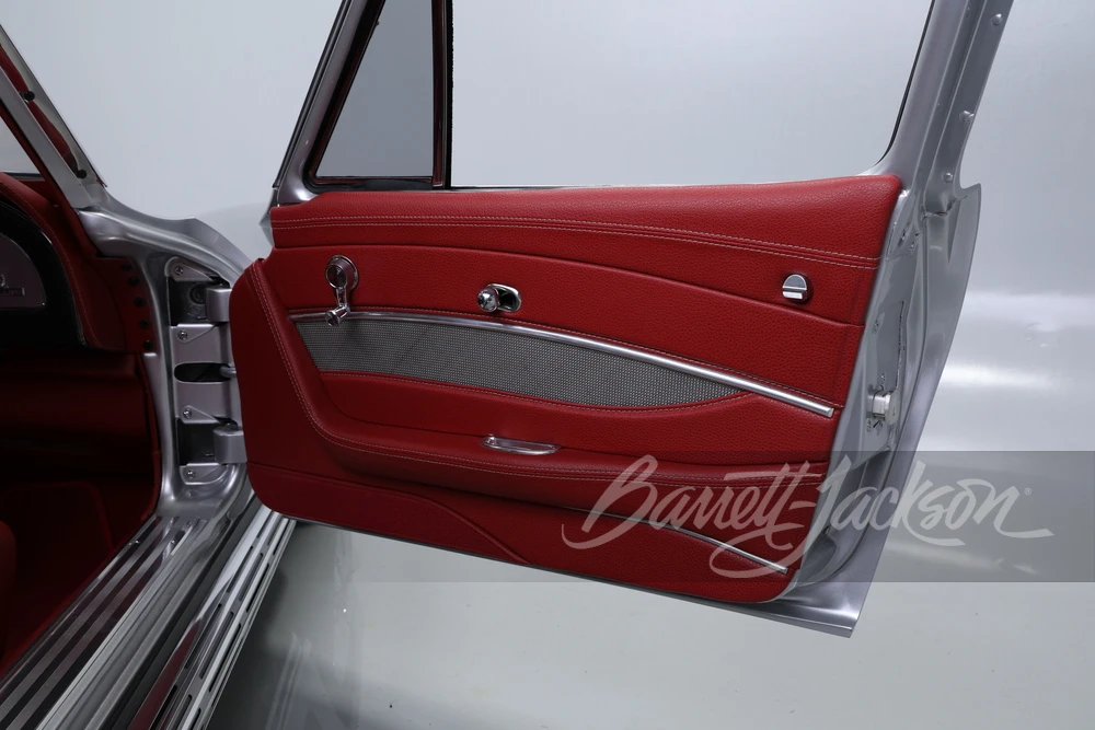 1963 Chevrolet Corvette C2 - Image 17 of 31