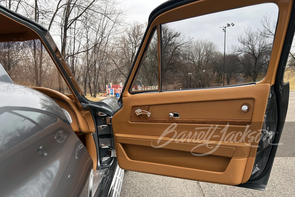 1963 Chevrolet Corvette C2 - Image 9 of 14