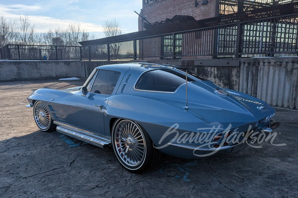 1963 Chevrolet Corvette C2 - Image 6 of 8