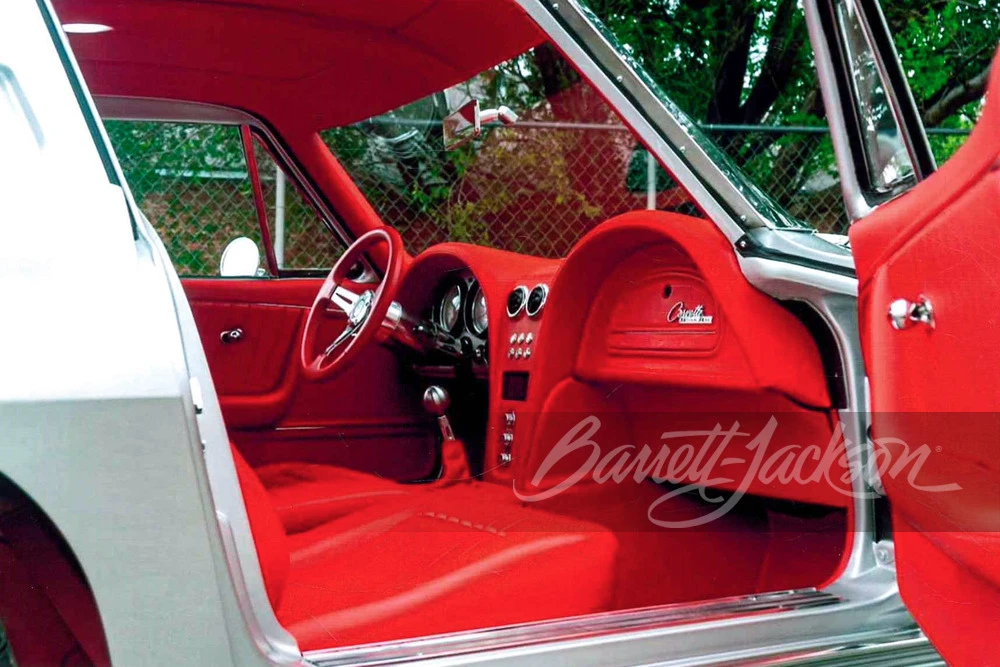 1963 Chevrolet Corvette C2 - Image 20 of 31
