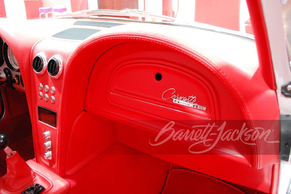 1963 Chevrolet Corvette C2 - Image 25 of 31