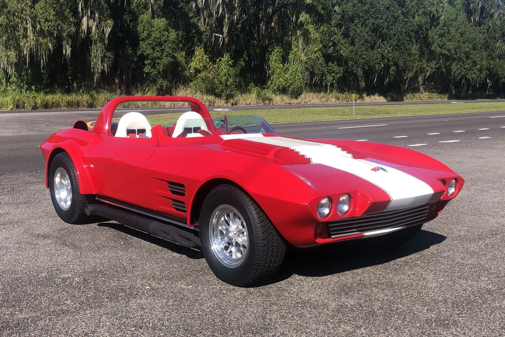 1963 Chevrolet Corvette C2 - Image 2 of 5