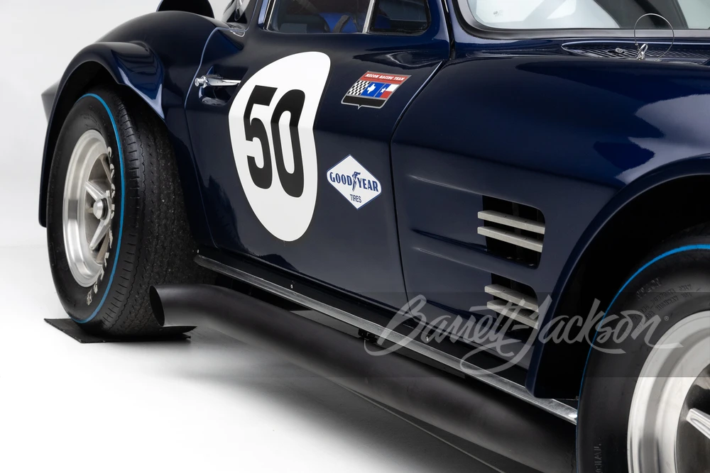 1963 Chevrolet Corvette C2 - Image 25 of 31