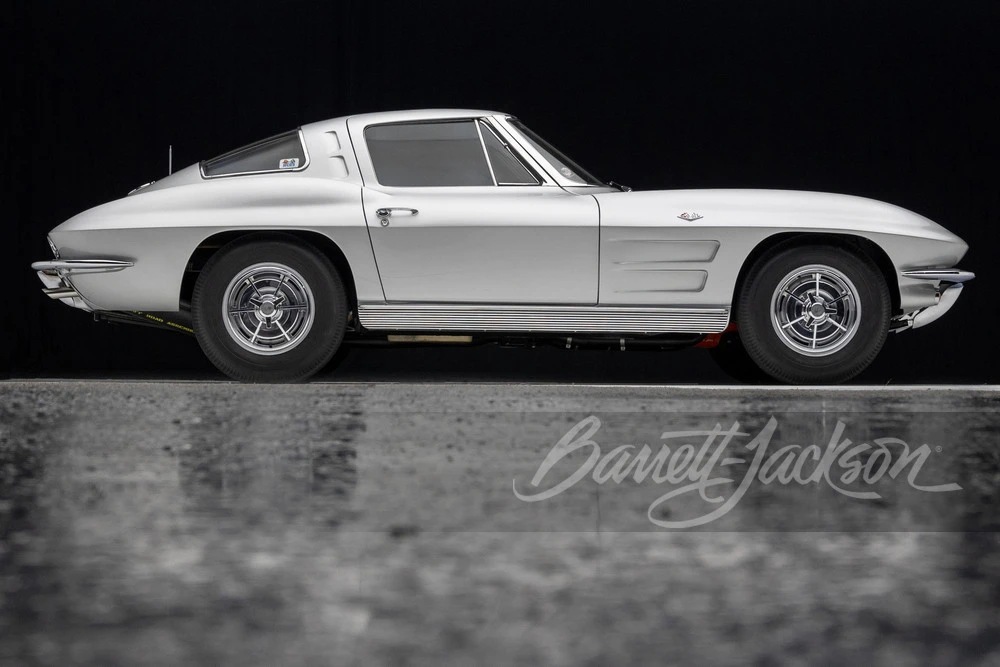 1963 Chevrolet Corvette C2 - Image 24 of 31