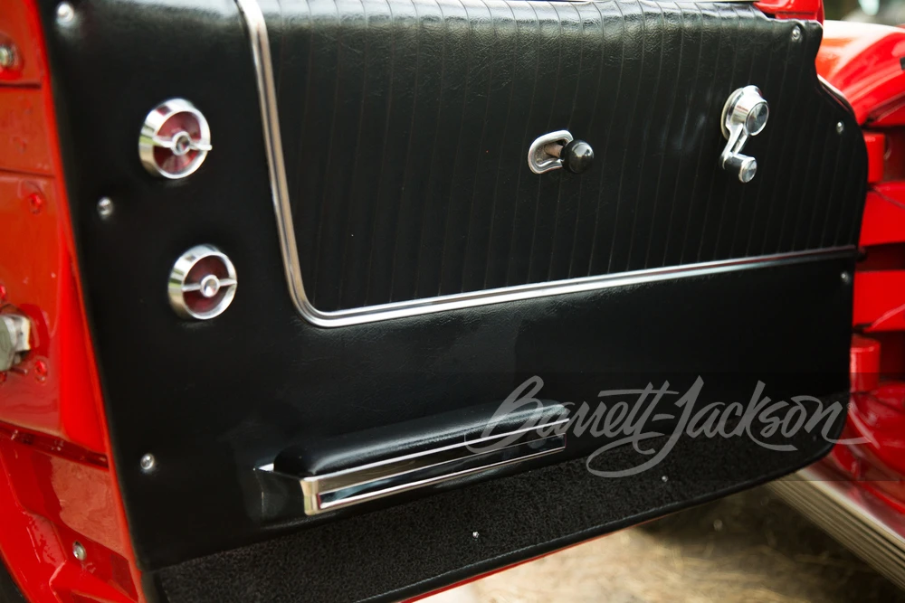 1963 Chevrolet Corvette C2 - Image 14 of 25