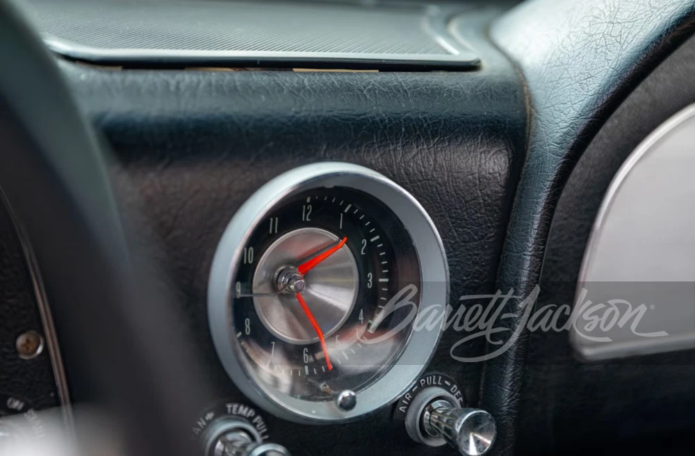 1963 Chevrolet Corvette C2 - Image 25 of 27