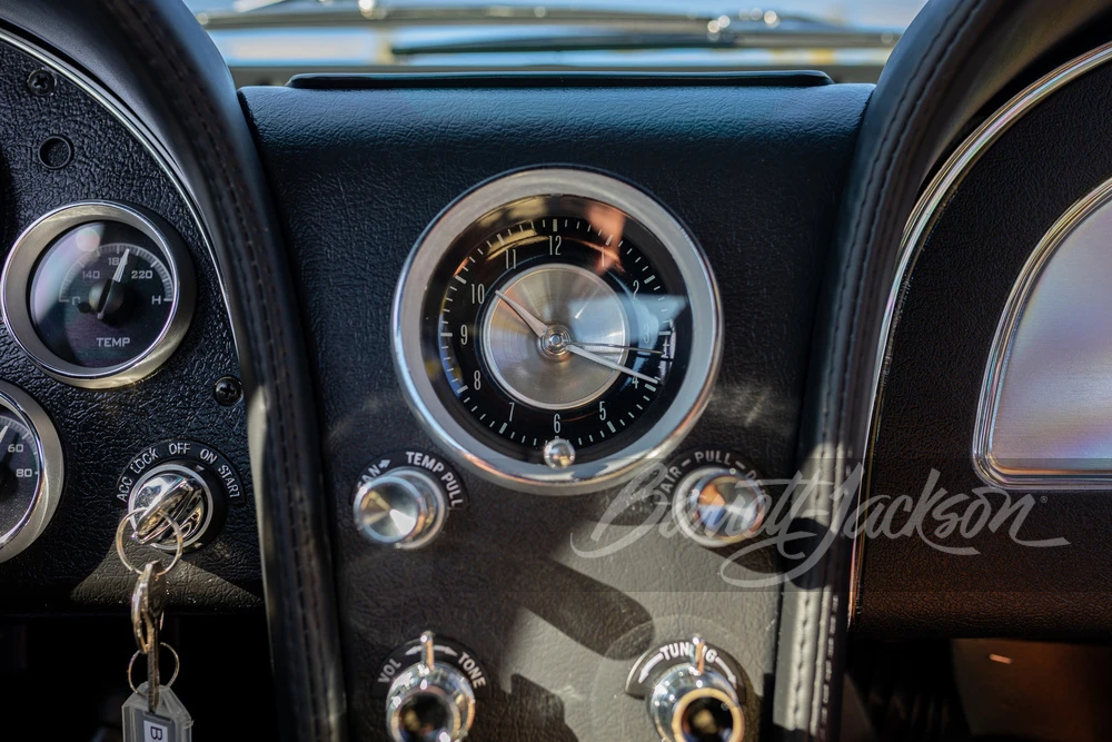 1963 Chevrolet Corvette C2 - Image 14 of 31