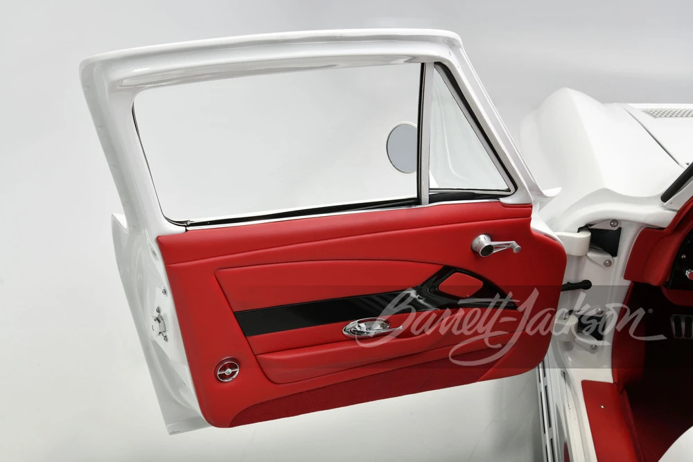1963 Chevrolet Corvette C2 - Image 23 of 31