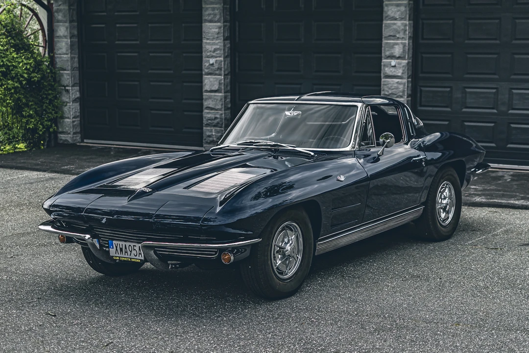 1963 Chevrolet Corvette C2 - Image 2 of 31