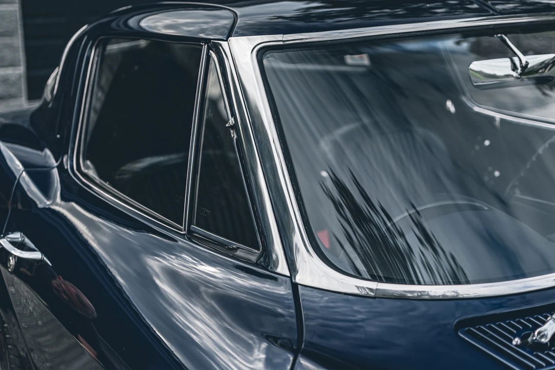 1963 Chevrolet Corvette C2 - Image 28 of 31