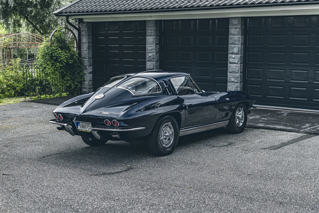 1963 Chevrolet Corvette C2 - Image 8 of 31