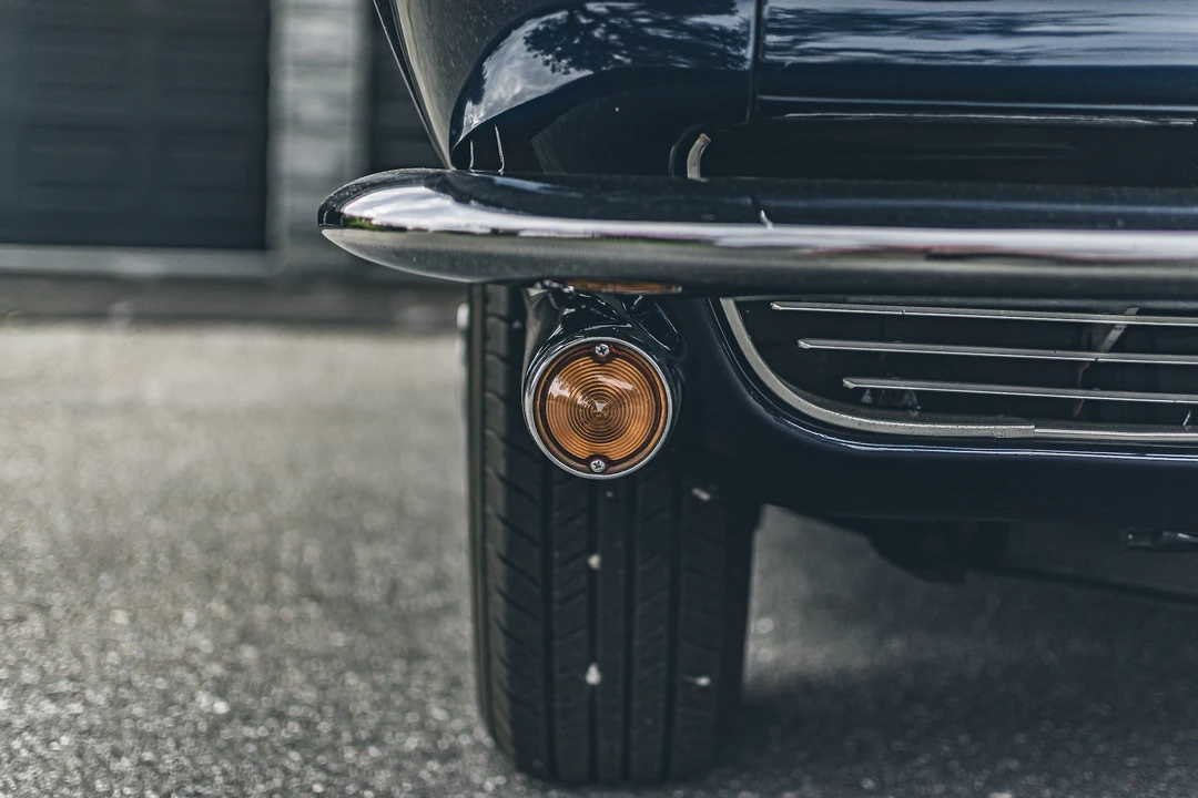 1963 Chevrolet Corvette C2 - Image 15 of 31