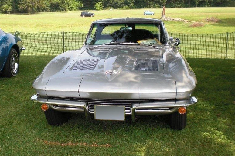 1963 Chevrolet Corvette C2 - Image 3 of 3