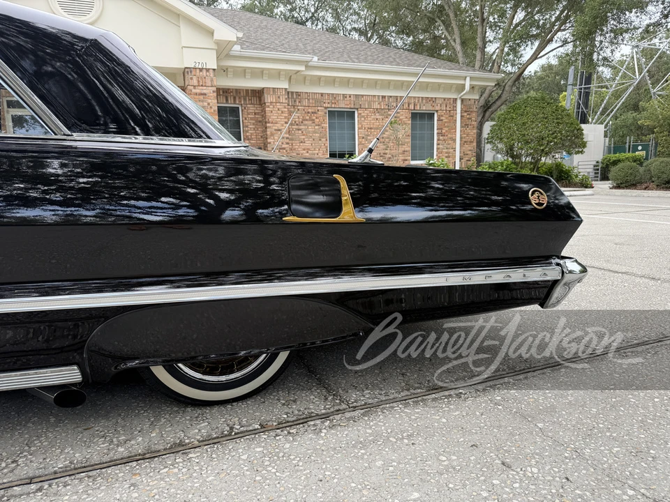1963 Chevrolet Impala SS 3rd Gen - Image 22 of 30