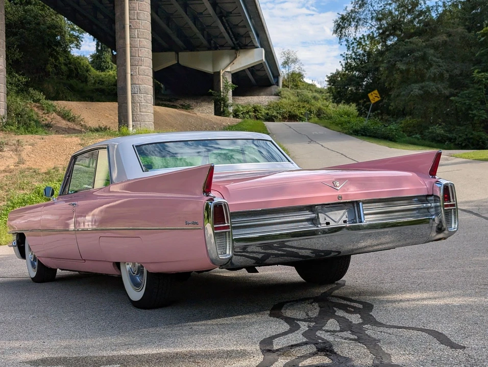1963 Cadillac DeVille 2nd Gen - Image 25 of 31