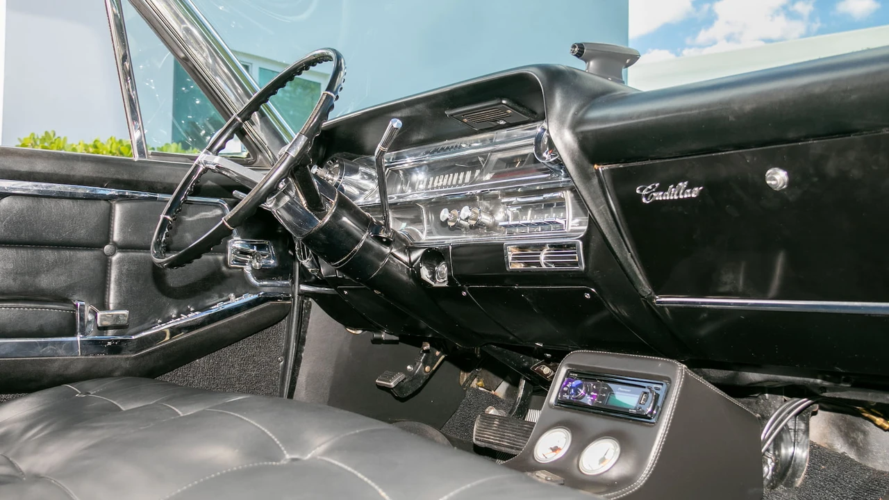 1963 Cadillac DeVille 2nd Gen - Image 18 of 19