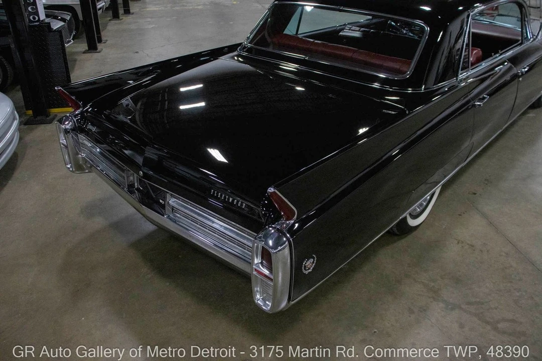 1963 Cadillac Fleetwood - Image 15 of 21